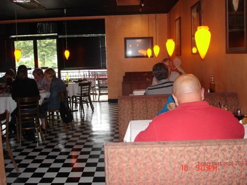 cardones03 Despite the threat of impending reservations, three tables open during majority of our meal, as well as one booth available throughout the entire meal.